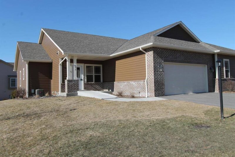 Luxury Condominiums Kenosha, WI Pleasant Prairie, WI Rochester, WI